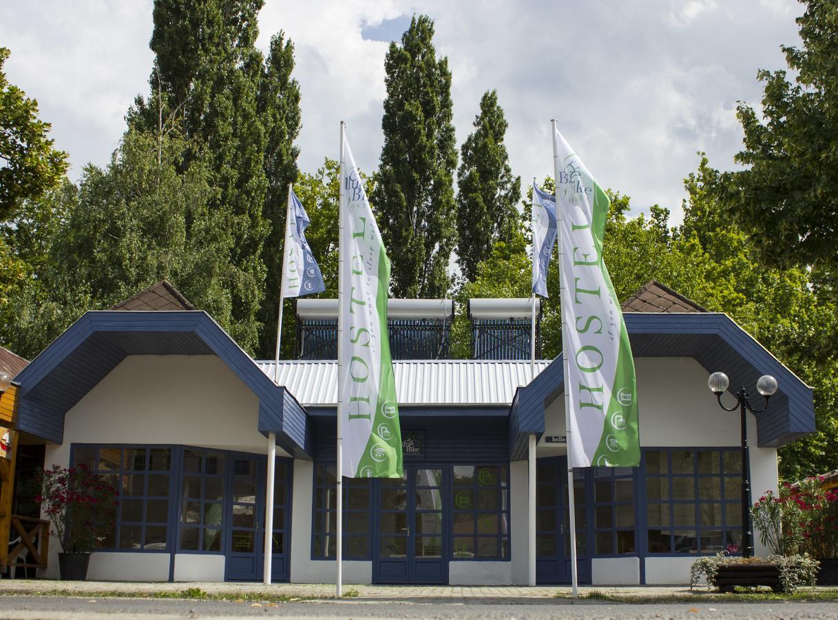 Blue Bike Hostel Balatonszemes Exterior foto